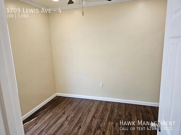 1709 Lewis Ave #4 — Photo 8