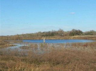 330 Hillview Rd, Dale, TX 78616