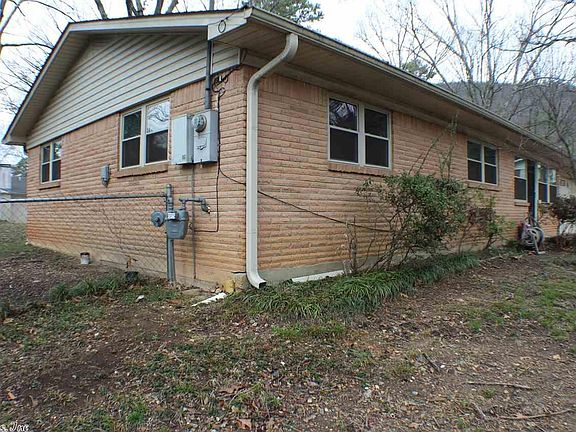 4th image of 129 Elaine St