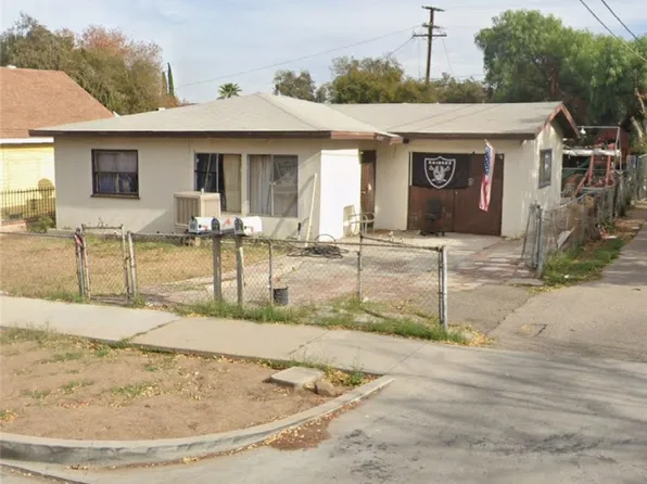409 S Merrill St, Corona, CA 92882