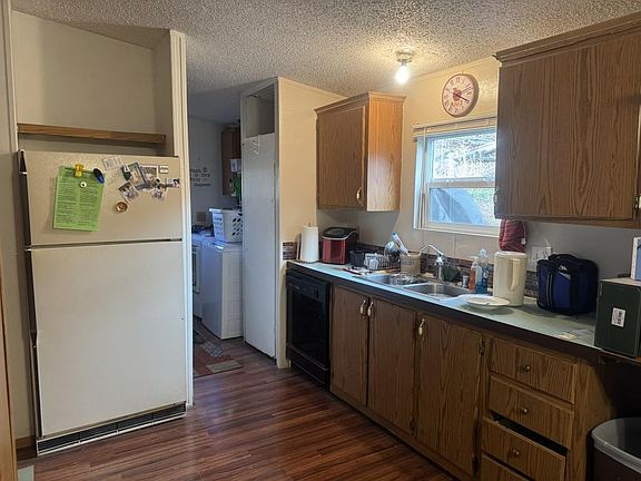 2nd image of 8162 Horn Rd