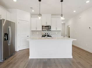 7137 Cedarcrest Ln, Fairview, TN 37062