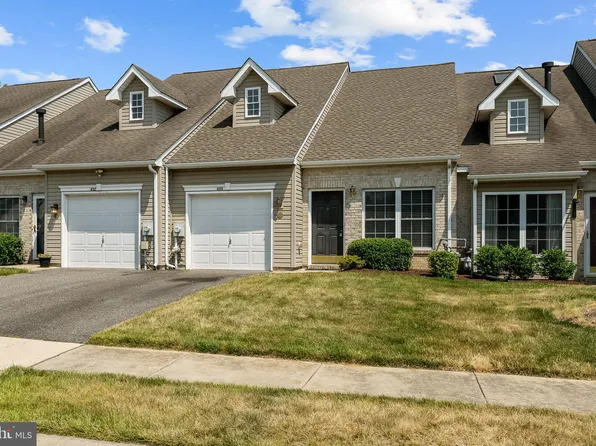 450 Sweetman Dr, Bear, DE 19701