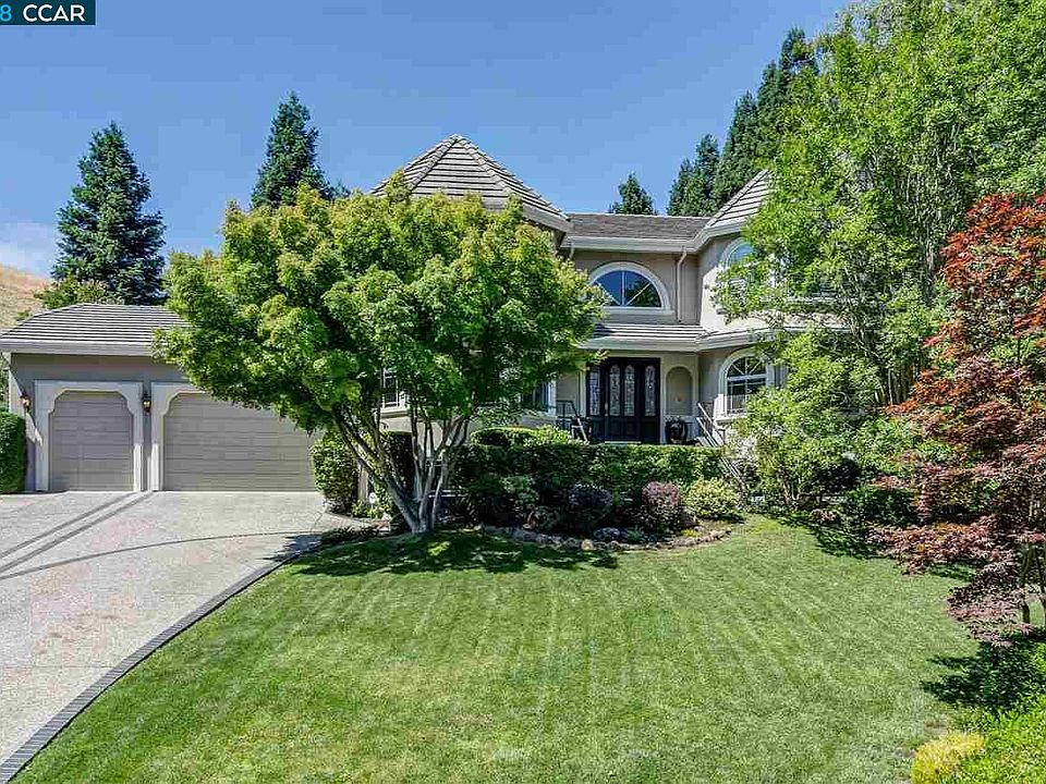 1st image of 65 Wild Oak Pl