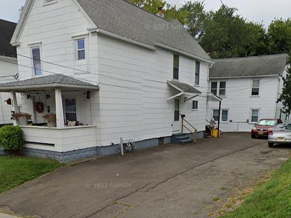4th image of 117 Oak Hill Ave #4