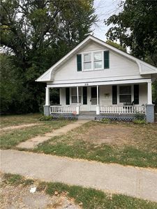 318 E Walnut St, Independence, MO, 64050