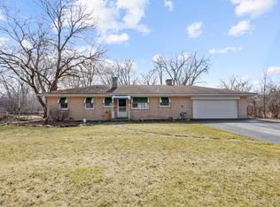 107 Croyden St, Spring Grove, IL 60081