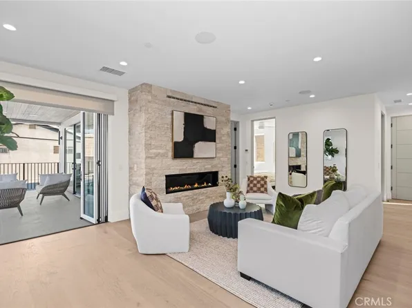 611 1/2 Marguerite Ave #B, Corona Del Mar, CA 92625