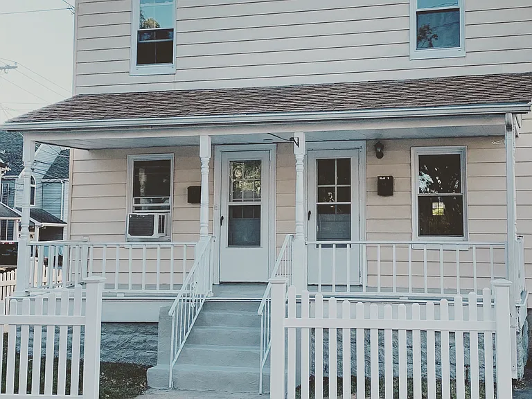 Maxwell Ave — Photo 15