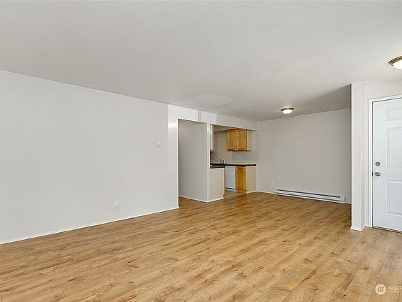 2nd image of 4410 NW Wedgewood Lane #1-4