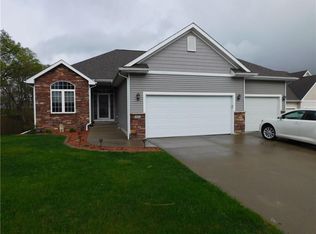 3741 Brook Run Dr, Des Moines, IA 50317