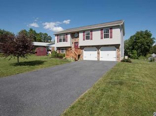 1001 Brittany Blvd, Harrisburg, PA 17109