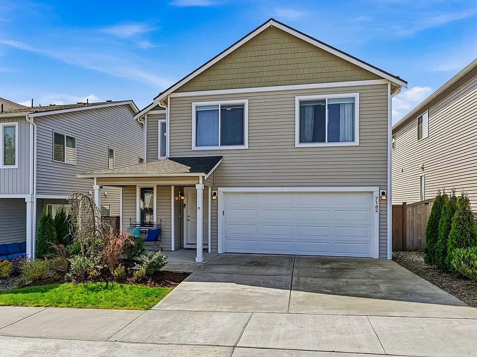 7142 42nd Pl NE