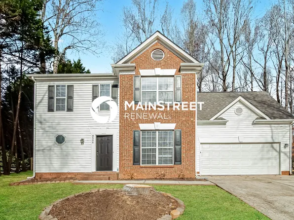 8506 Piccone Brook Ln, Charlotte, NC 28216