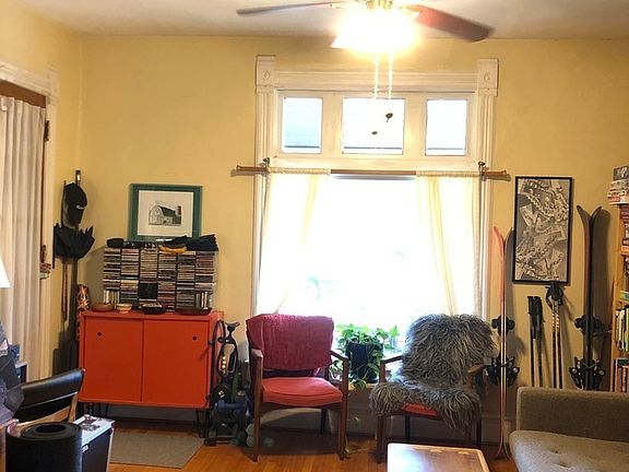 2nd image of 150 N Grant St #1