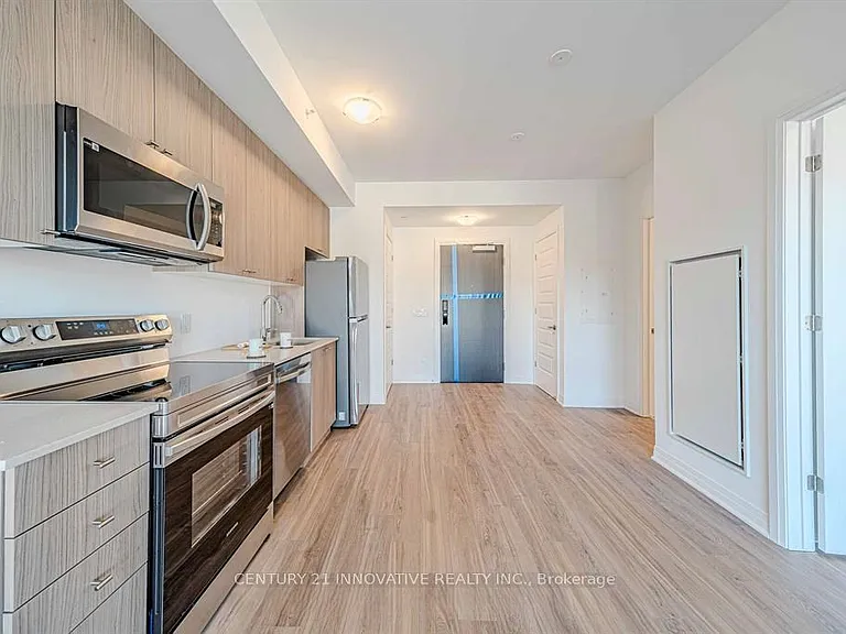 490 Gordon Krantz Ave #201 — Photo 9