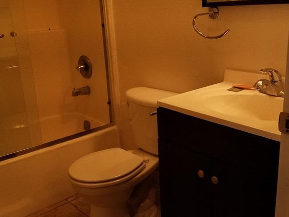 3rd image of 860 S Ardmore Ave APT 210