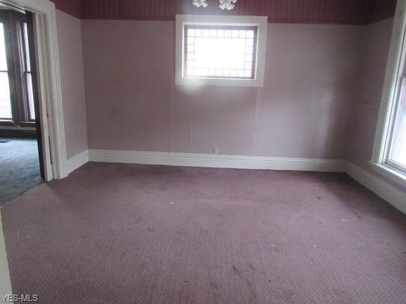 3rd image of 710 West Ave #12