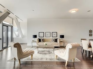 39 Queens Quay St E #Penthouse 1302, Toronto, ON M5E 0A5