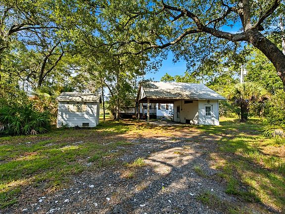 4th image of 1 Lunsford Ln
