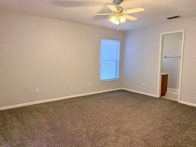 5627 Greatpine Ln N — Photo 13