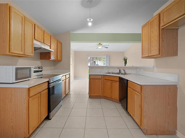 265 Jocelyn Dr — Photo 21