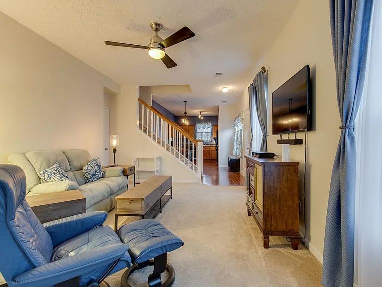 8360 Rossi Rd — Photo 8