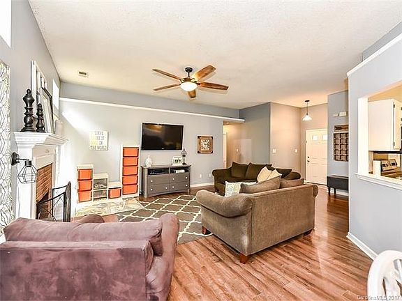 4th image of 8608 Casa Ct