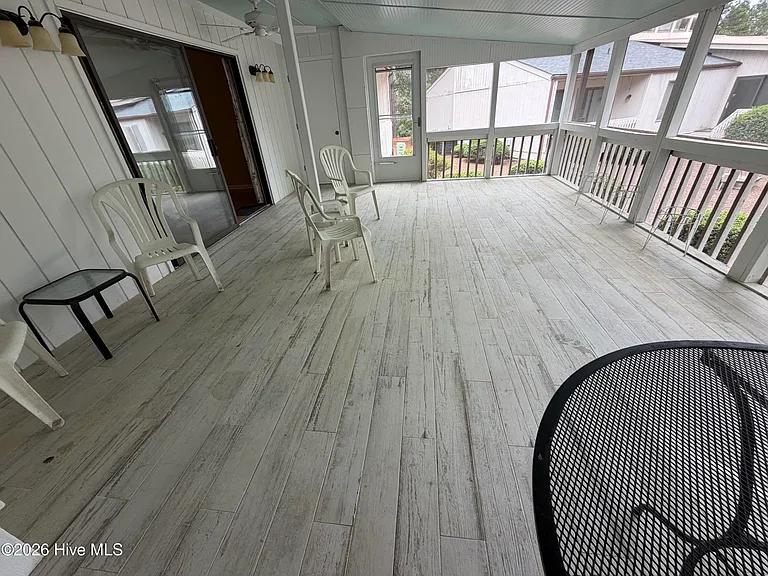 32 Martin Dr #A — Photo 11
