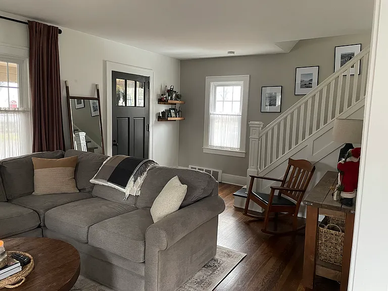 812 Maplegrove Ave — Photo 8