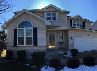 1315 Waldenwood Ln NE, Cedar Rapids, IA 52402