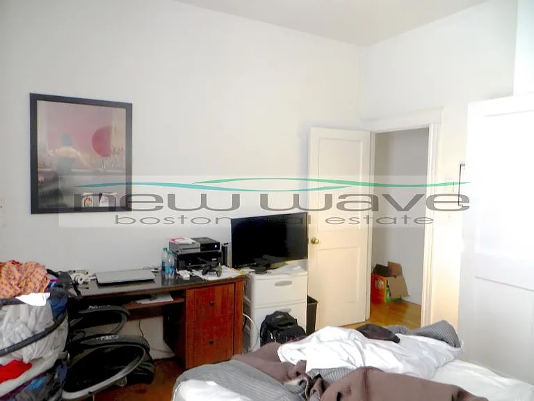 1750 Washington St #2 — Photo 11