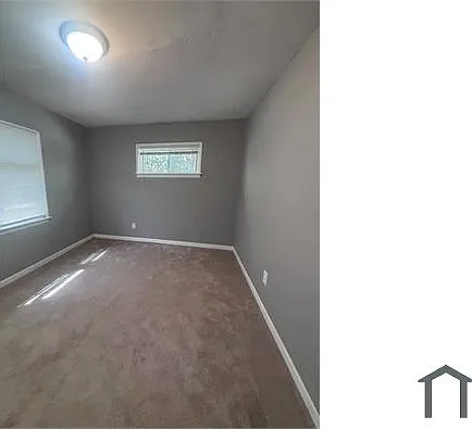 3 bed, 1152 sqft, $1,300 — Photo 2