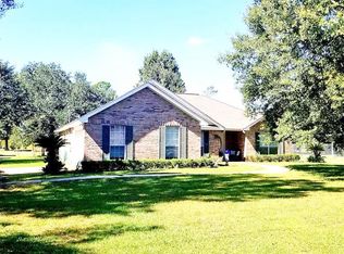 115 Summit Dr, Carriere, MS 39426