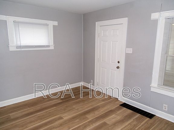3rd image of 1503 Dawson St