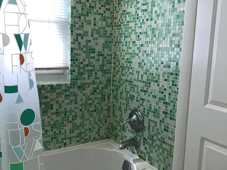 1425 Hopkins St NW #201 — Photo 8
