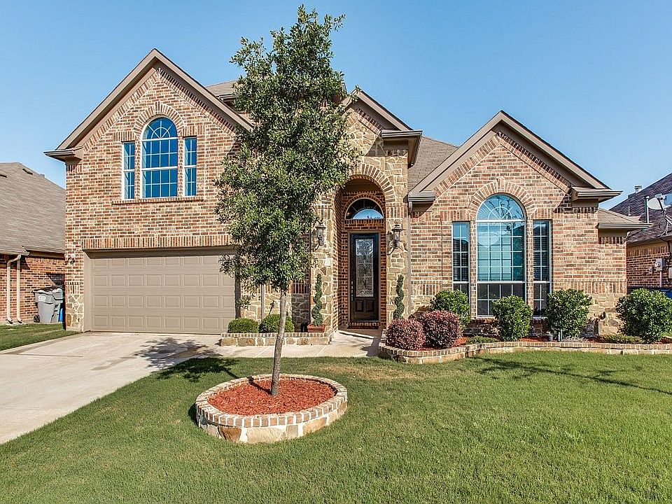 1st image of 2425 Hammock Lake Dr