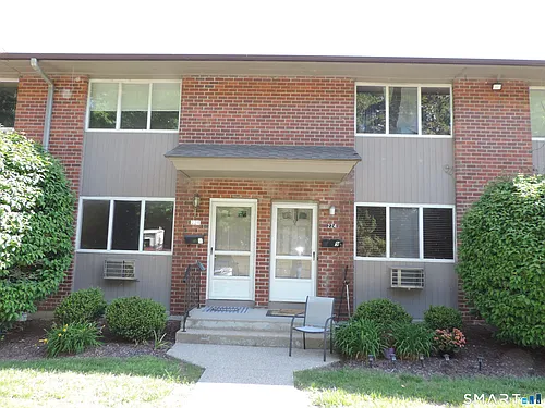 224 New Britain Ave #8 Photo 1