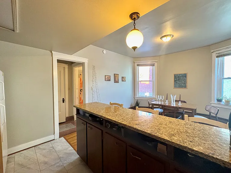 Nixon St. Apartments — Photo 11