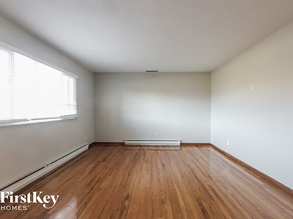 3rd image of 8141 S East St