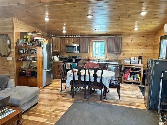4th image of 22 Carpenter Rd