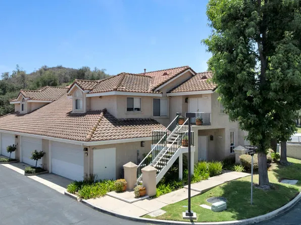 275 Ridgeton Ln Unit A, Simi Valley, CA 93065