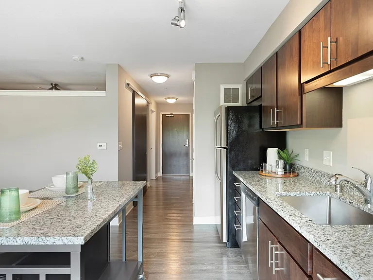 Spectrum Apartments & Townhomes — Photo 25