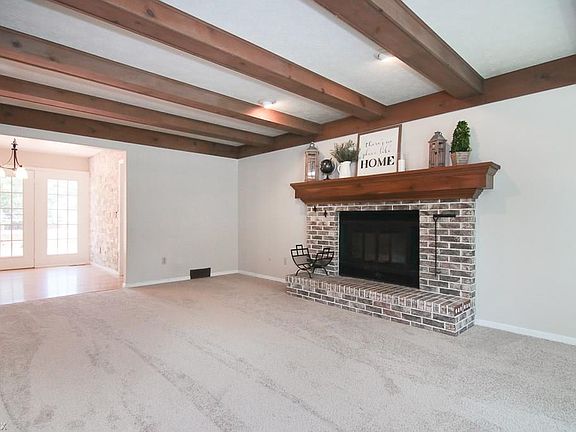 5th image of 16898 S Red Oak Dr