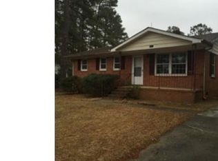 1071 Brenda Dr, Fayetteville, NC 28311