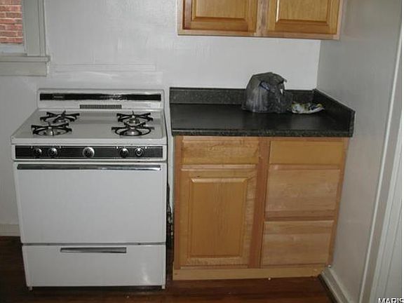 5th image of 1408 Woodland Dr