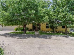 264 Pecan Valley Rd, Center Point, TX 78010