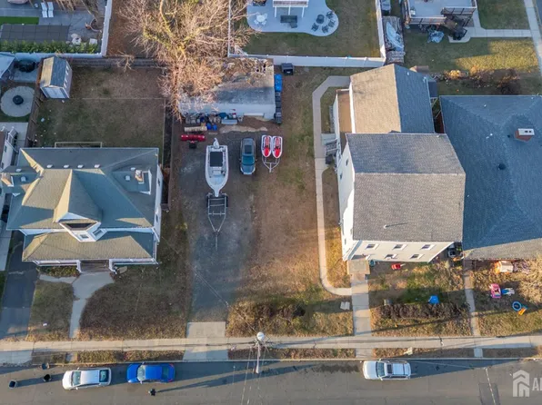 106 John St, South Amboy, NJ 08879