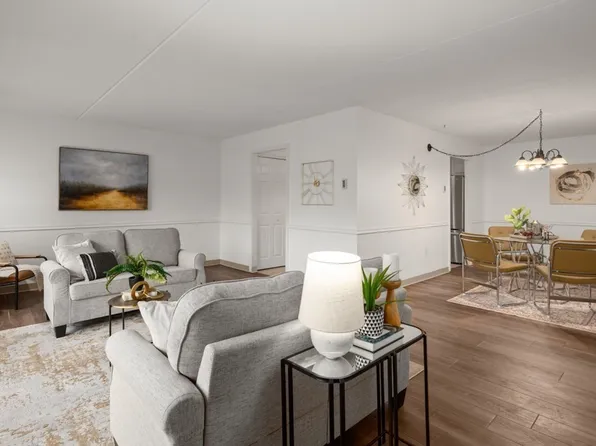 190 High St APT 412, Medford, MA 02155