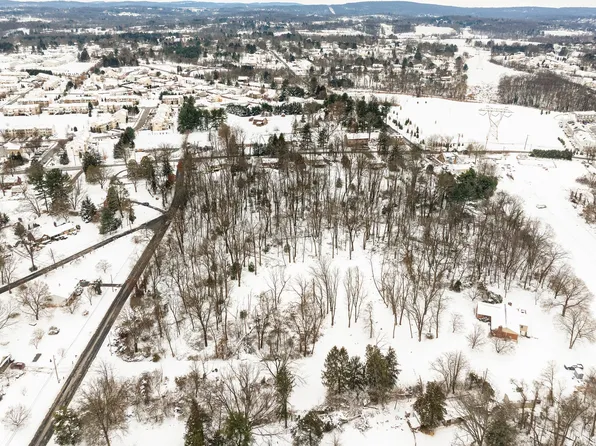 Homes Available Soon, Stoneleigh